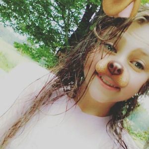 Meet your Posher, Skyler